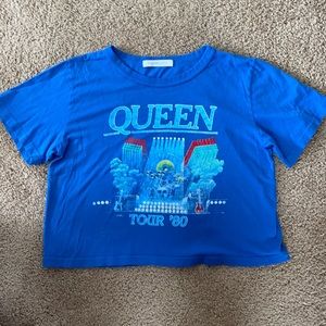 Blue Queen Graphic T-shirt